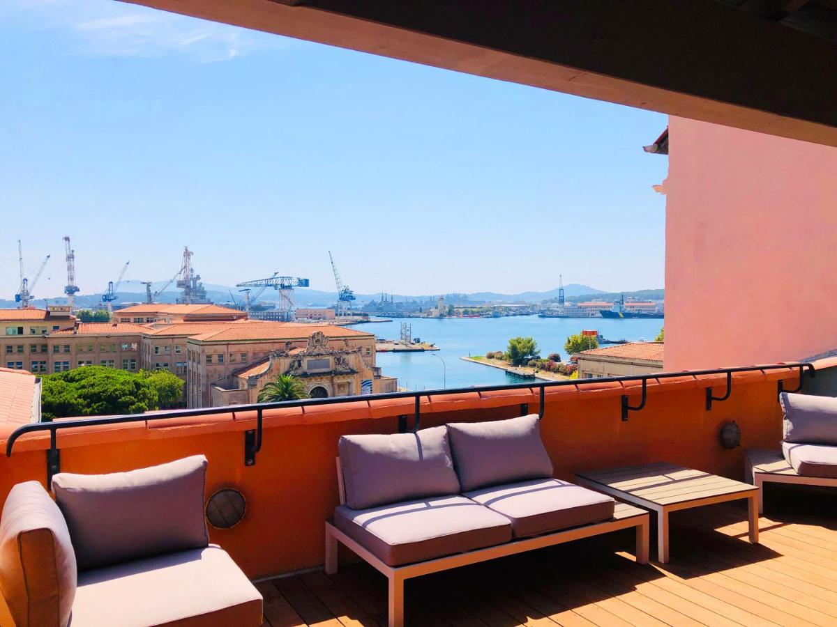 L'eautel Centre Port 4*
