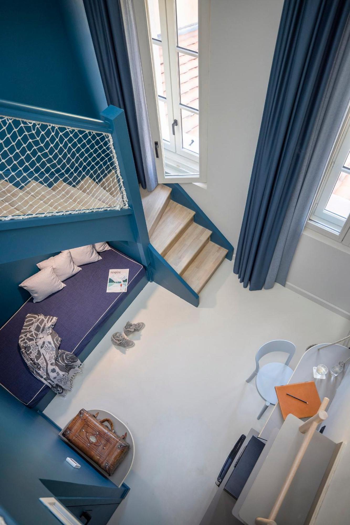 Hotel L'eautel Centre Port 4*