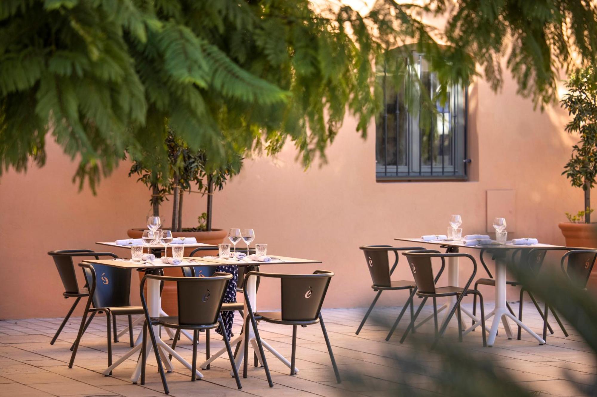 Hotel L'eautel Centre Port 4*